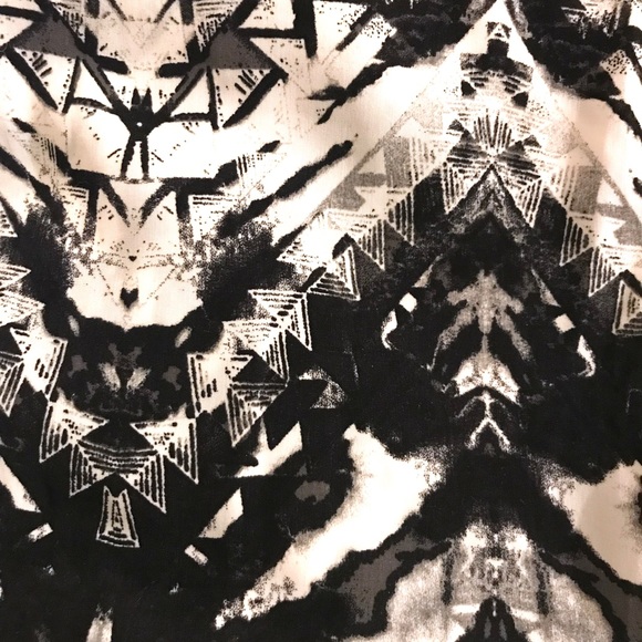 NEW Forever 21 Contemporary No Gray Area Harem Pants - Picture 5 of 5